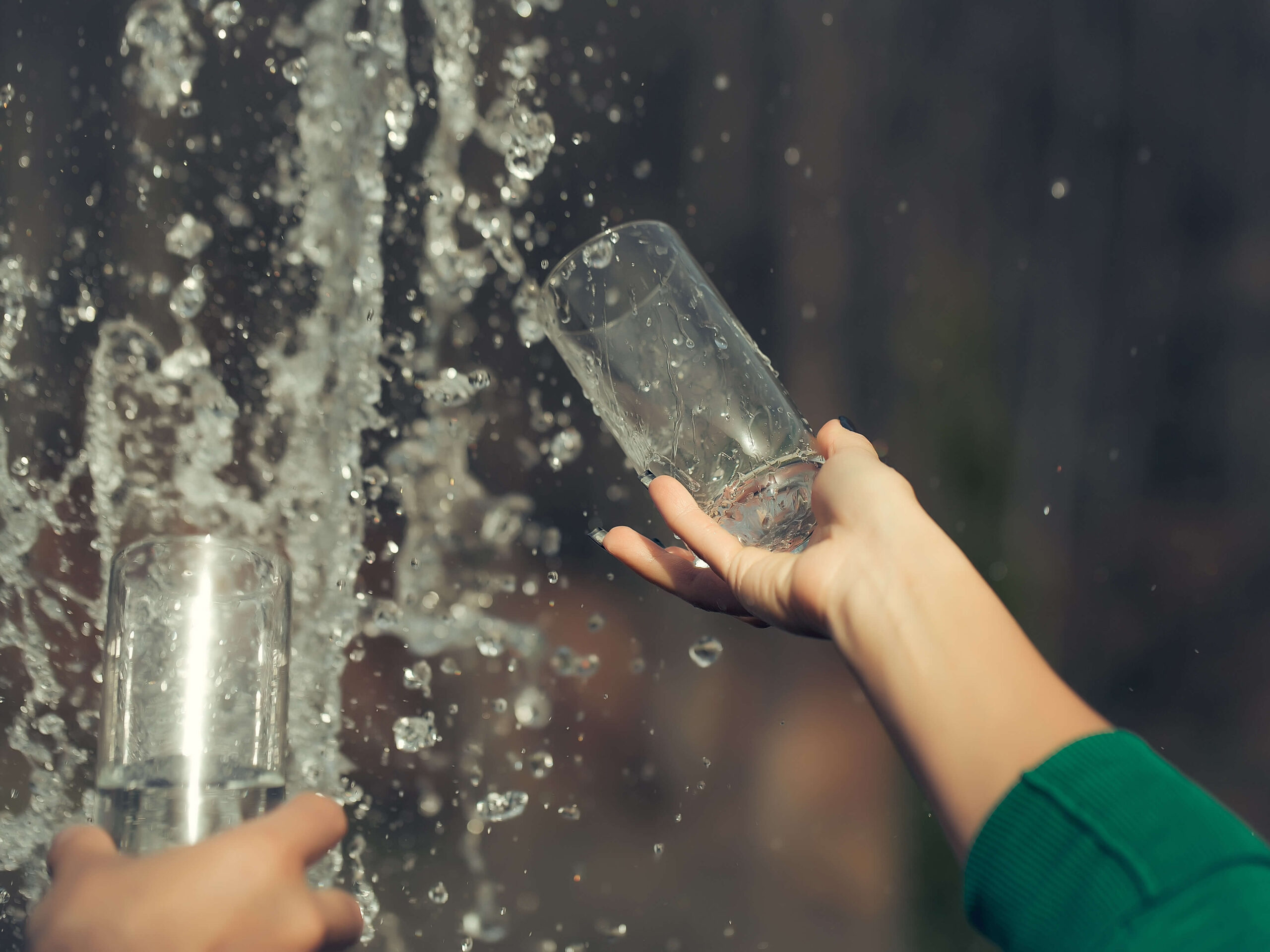 crystal water bottle benefits